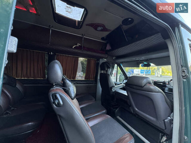Зелений Мерседес Sprinter, об'ємом двигуна 2.7 л та пробігом 370 тис. км за 10800 $, фото 27 на Automoto.ua
