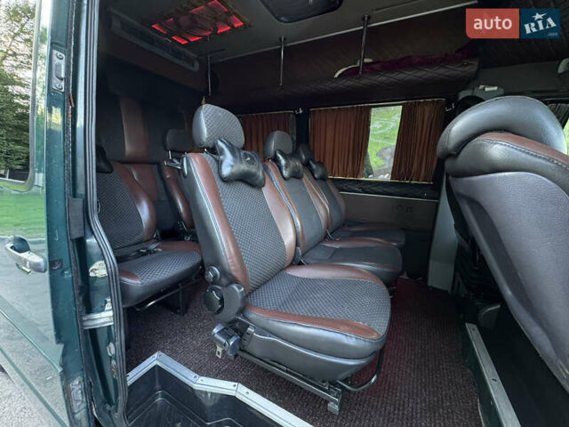 Зелений Мерседес Sprinter, об'ємом двигуна 2.7 л та пробігом 370 тис. км за 10800 $, фото 28 на Automoto.ua