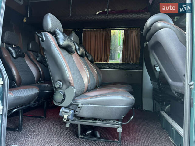 Зелений Мерседес Sprinter, об'ємом двигуна 2.7 л та пробігом 370 тис. км за 10800 $, фото 23 на Automoto.ua