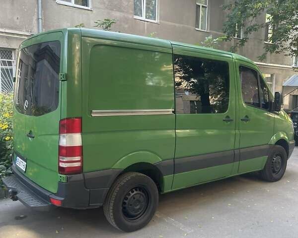 Зеленый Мерседес Sprinter, объемом двигателя 2.15 л и пробегом 418 тыс. км за 10000 $, фото 5 на Automoto.ua