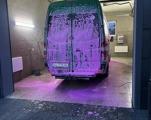 Зеленый Мерседес Sprinter, объемом двигателя 2.14 л и пробегом 150 тыс. км за 18900 $, фото 6 на Automoto.ua