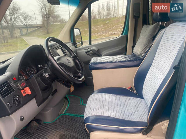 Зеленый Мерседес Sprinter, объемом двигателя 3 л и пробегом 845 тыс. км за 23900 $, фото 11 на Automoto.ua