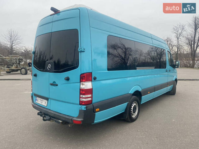 Зеленый Мерседес Sprinter, объемом двигателя 2.99 л и пробегом 600 тыс. км за 19999 $, фото 3 на Automoto.ua