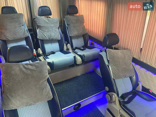 Зеленый Мерседес Sprinter, объемом двигателя 3 л и пробегом 845 тыс. км за 23900 $, фото 12 на Automoto.ua