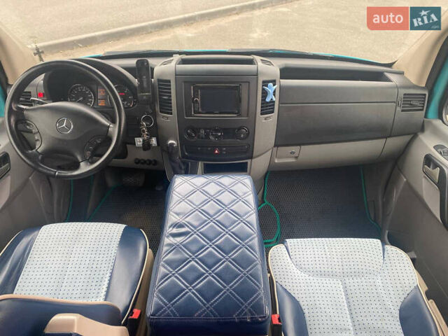 Зеленый Мерседес Sprinter, объемом двигателя 3 л и пробегом 845 тыс. км за 23900 $, фото 18 на Automoto.ua