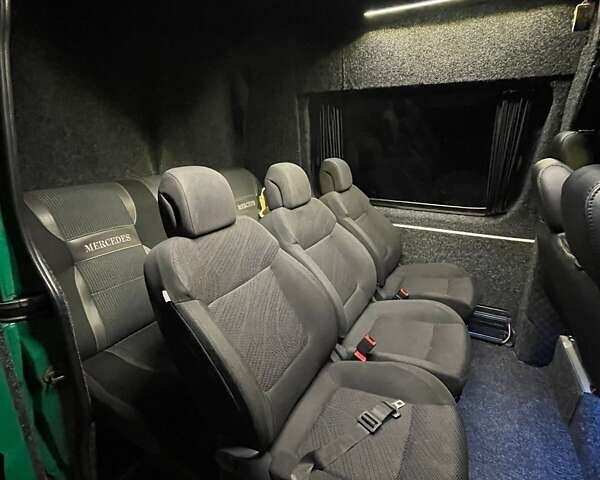 Зеленый Мерседес Sprinter, объемом двигателя 2.14 л и пробегом 150 тыс. км за 18900 $, фото 12 на Automoto.ua