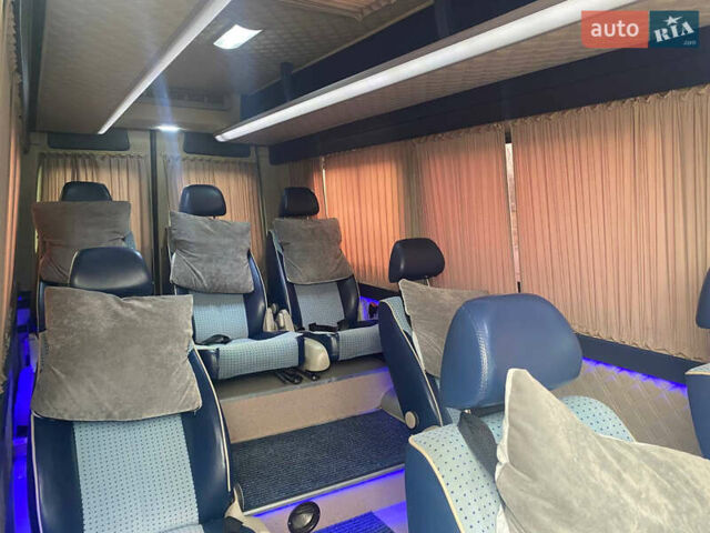 Зеленый Мерседес Sprinter, объемом двигателя 3 л и пробегом 845 тыс. км за 23900 $, фото 15 на Automoto.ua