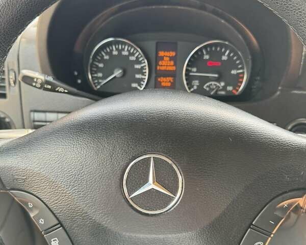 Зеленый Мерседес Sprinter, объемом двигателя 2.2 л и пробегом 400 тыс. км за 20500 $, фото 13 на Automoto.ua