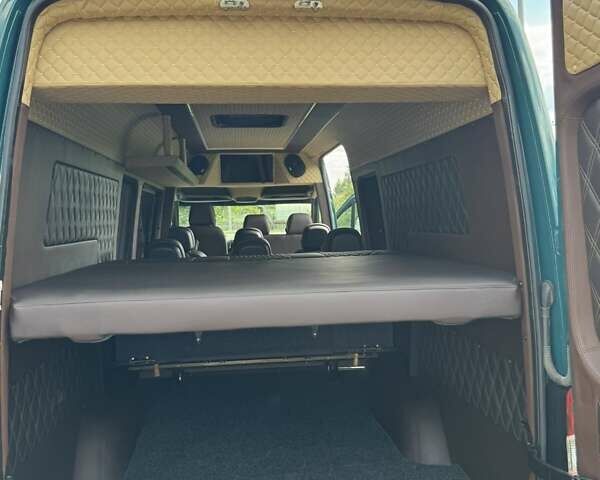 Зеленый Мерседес Sprinter, объемом двигателя 2.2 л и пробегом 400 тыс. км за 20500 $, фото 25 на Automoto.ua