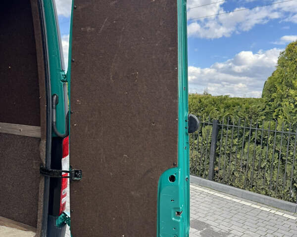 Зеленый Мерседес Sprinter, объемом двигателя 2.99 л и пробегом 777 тыс. км за 28978 $, фото 52 на Automoto.ua