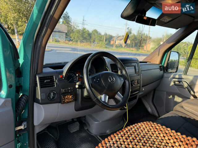 Зеленый Мерседес Sprinter, объемом двигателя 2.99 л и пробегом 777 тыс. км за 28978 $, фото 15 на Automoto.ua