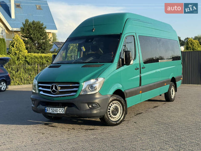 Зеленый Мерседес Sprinter, объемом двигателя 2.99 л и пробегом 777 тыс. км за 28978 $, фото 1 на Automoto.ua