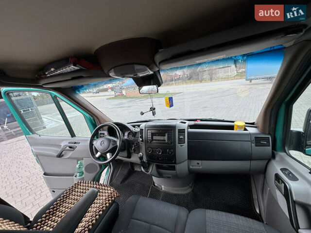 Зеленый Мерседес Sprinter, объемом двигателя 2.99 л и пробегом 777 тыс. км за 28978 $, фото 43 на Automoto.ua