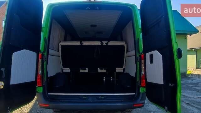 Зелений Мерседес Sprinter, об'ємом двигуна 0 л та пробігом 190 тис. км за 30500 $, фото 7 на Automoto.ua