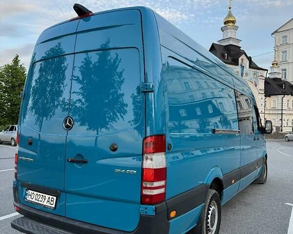Зеленый Мерседес Sprinter, объемом двигателя 2.1 л и пробегом 554 тыс. км за 25500 $, фото 4 на Automoto.ua