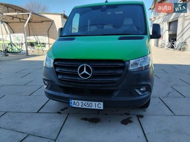 Зеленый Мерседес Sprinter, объемом двигателя 2.14 л и пробегом 185 тыс. км за 31500 $, фото 1 на Automoto.ua