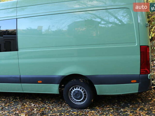 Зеленый Мерседес Sprinter, объемом двигателя 2.14 л и пробегом 237 тыс. км за 27000 $, фото 6 на Automoto.ua