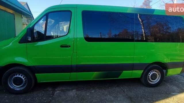 Зелений Мерседес Sprinter, об'ємом двигуна 2.14 л та пробігом 189 тис. км за 30499 $, фото 3 на Automoto.ua
