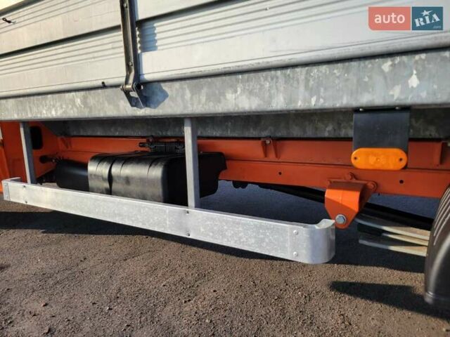 Помаранчевий Мерседес Sprinter, об'ємом двигуна 2.7 л та пробігом 293 тис. км за 25400 $, фото 12 на Automoto.ua