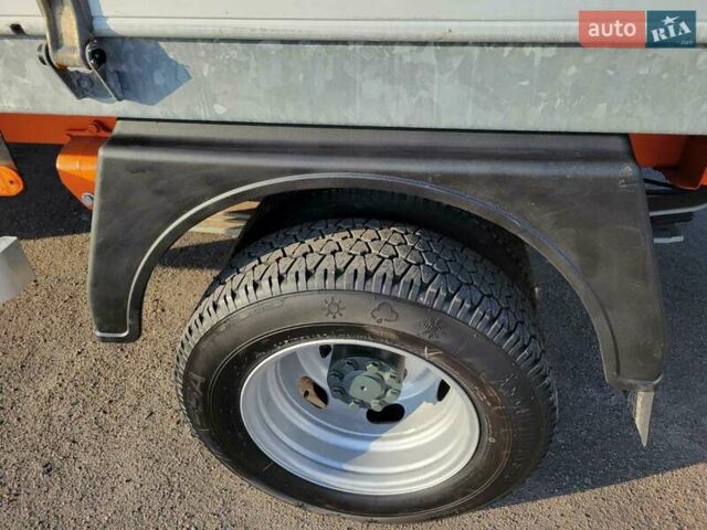 Помаранчевий Мерседес Sprinter, об'ємом двигуна 2.7 л та пробігом 293 тис. км за 25400 $, фото 15 на Automoto.ua