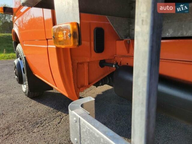 Помаранчевий Мерседес Sprinter, об'ємом двигуна 2.7 л та пробігом 293 тис. км за 25400 $, фото 22 на Automoto.ua