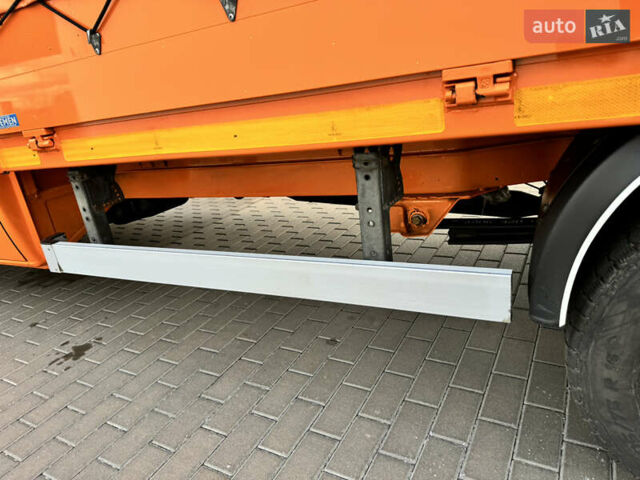 Помаранчевий Мерседес Sprinter, об'ємом двигуна 0 л та пробігом 147 тис. км за 26900 $, фото 16 на Automoto.ua