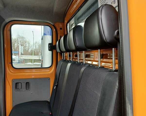Помаранчевий Мерседес Sprinter, об'ємом двигуна 2.2 л та пробігом 264 тис. км за 18999 $, фото 10 на Automoto.ua
