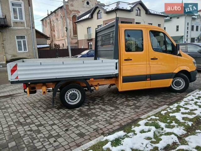 Помаранчевий Мерседес Sprinter, об'ємом двигуна 2.2 л та пробігом 264 тис. км за 18999 $, фото 9 на Automoto.ua