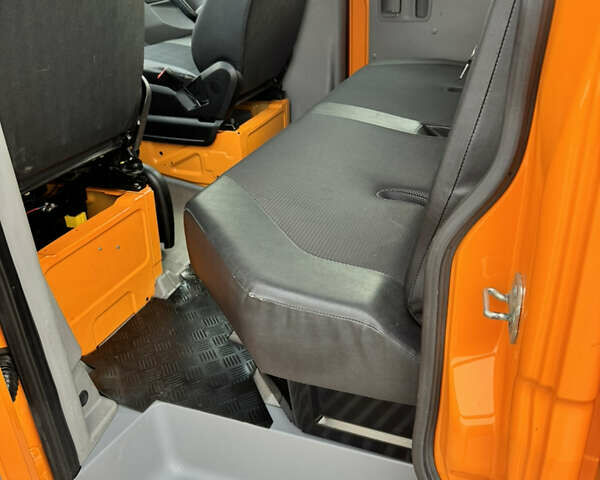 Помаранчевий Мерседес Sprinter, об'ємом двигуна 0 л та пробігом 147 тис. км за 26900 $, фото 17 на Automoto.ua