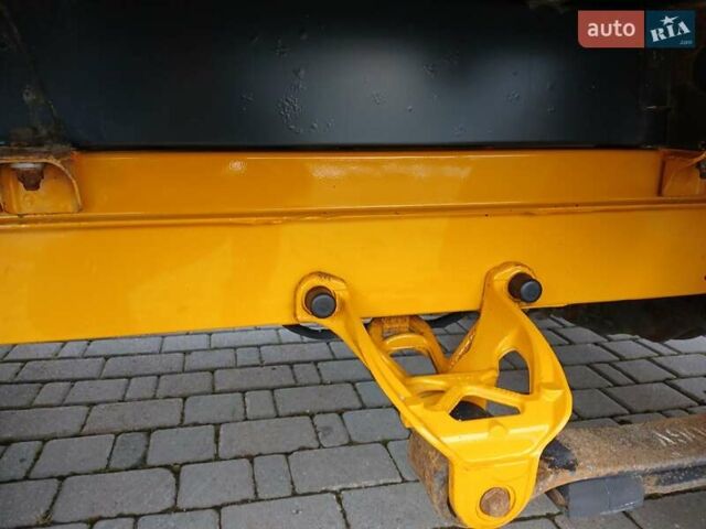 Помаранчевий Мерседес Sprinter, об'ємом двигуна 2.2 л та пробігом 264 тис. км за 18999 $, фото 28 на Automoto.ua