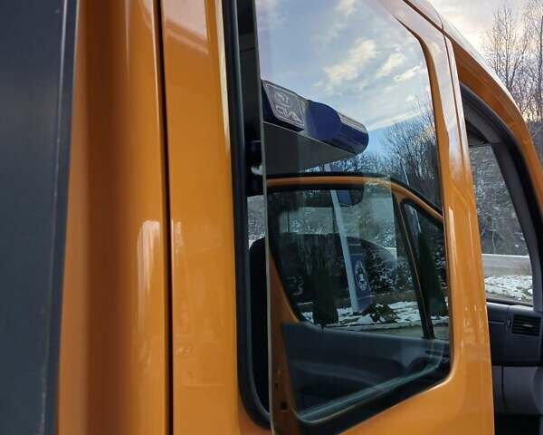 Помаранчевий Мерседес Sprinter, об'ємом двигуна 2.2 л та пробігом 264 тис. км за 18999 $, фото 15 на Automoto.ua