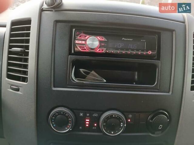 Помаранчевий Мерседес Sprinter, об'ємом двигуна 2.2 л та пробігом 264 тис. км за 18999 $, фото 30 на Automoto.ua