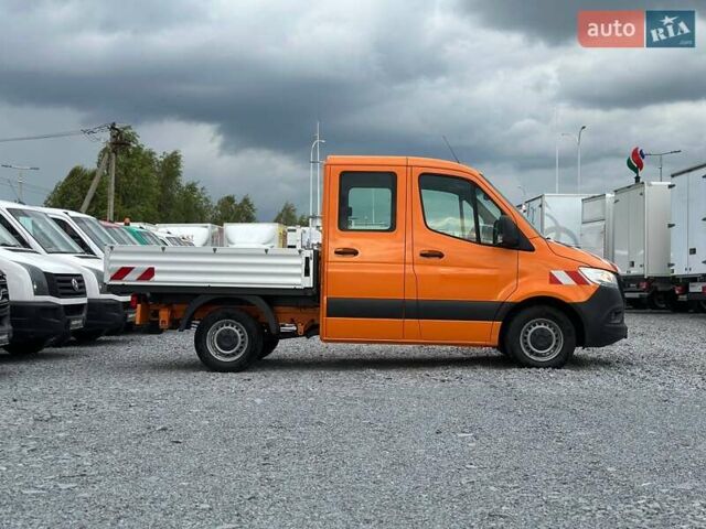 Оранжевый Мерседес Sprinter, объемом двигателя 2 л и пробегом 197 тыс. км за 28900 $, фото 2 на Automoto.ua