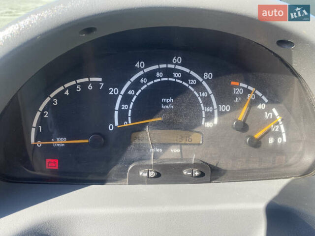 Оранжевый Мерседес Sprinter, объемом двигателя 2.7 л и пробегом 300 тыс. км за 14000 $, фото 5 на Automoto.ua