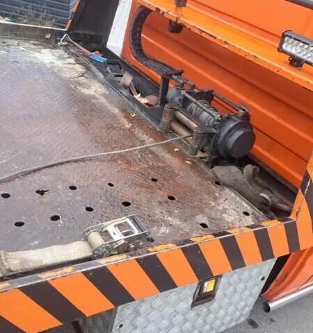 Помаранчевий Мерседес Sprinter, об'ємом двигуна 2.69 л та пробігом 132 тис. км за 22000 $, фото 12 на Automoto.ua