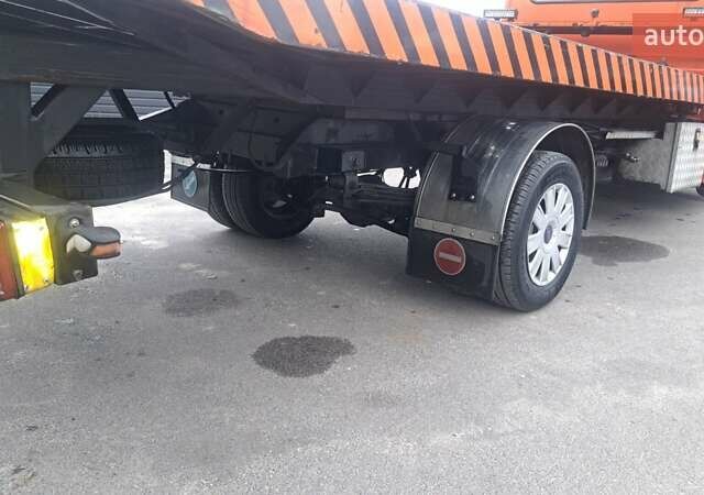 Помаранчевий Мерседес Sprinter, об'ємом двигуна 2.69 л та пробігом 132 тис. км за 22000 $, фото 6 на Automoto.ua