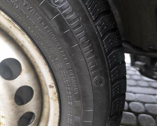 Оранжевый Мерседес Sprinter, объемом двигателя 2.2 л и пробегом 275 тыс. км за 15300 $, фото 31 на Automoto.ua