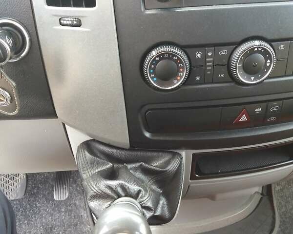 Оранжевый Мерседес Sprinter, объемом двигателя 0 л и пробегом 375 тыс. км за 15700 $, фото 29 на Automoto.ua
