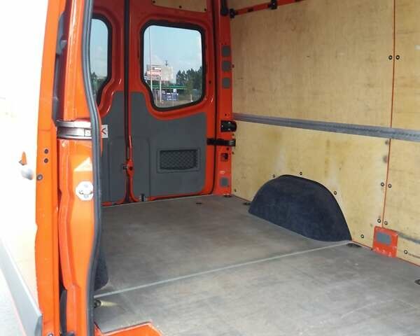 Оранжевый Мерседес Sprinter, объемом двигателя 2.2 л и пробегом 275 тыс. км за 15300 $, фото 17 на Automoto.ua