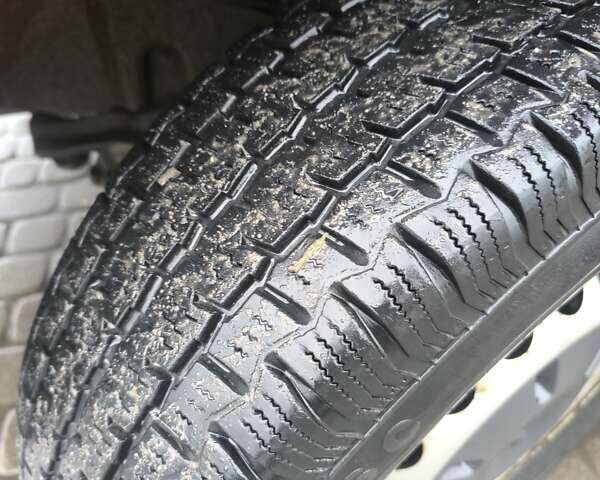 Оранжевый Мерседес Sprinter, объемом двигателя 2.14 л и пробегом 377 тыс. км за 15500 $, фото 32 на Automoto.ua