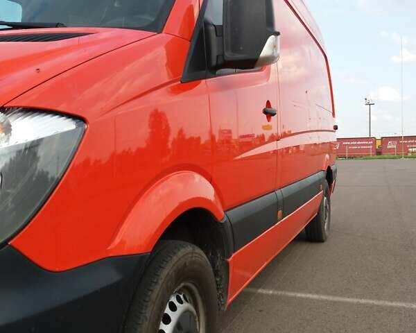 Оранжевый Мерседес Sprinter, объемом двигателя 0 л и пробегом 375 тыс. км за 15700 $, фото 9 на Automoto.ua