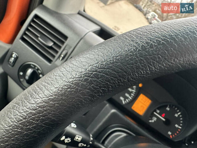Помаранчевий Мерседес Sprinter, об'ємом двигуна 3 л та пробігом 342 тис. км за 34000 $, фото 18 на Automoto.ua
