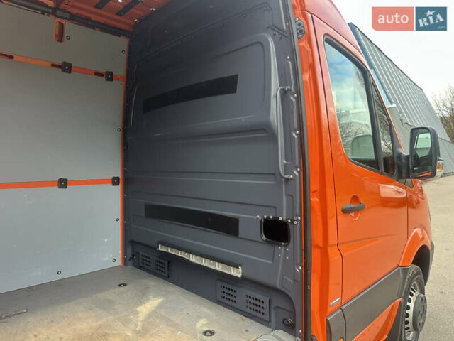 Помаранчевий Мерседес Sprinter, об'ємом двигуна 3 л та пробігом 342 тис. км за 34000 $, фото 24 на Automoto.ua