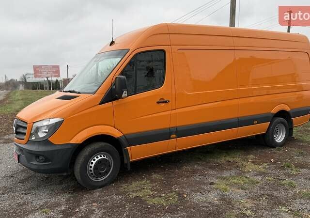 Помаранчевий Мерседес Sprinter, об'ємом двигуна 2.2 л та пробігом 242 тис. км за 28000 $, фото 2 на Automoto.ua