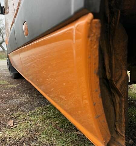 Помаранчевий Мерседес Sprinter, об'ємом двигуна 2.2 л та пробігом 242 тис. км за 28000 $, фото 6 на Automoto.ua