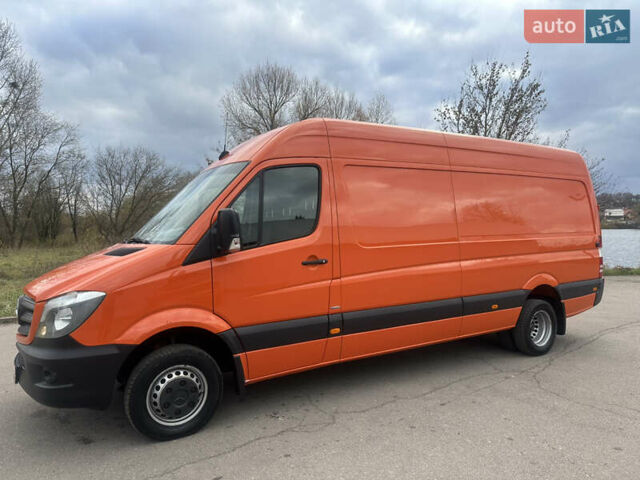 Помаранчевий Мерседес Sprinter, об'ємом двигуна 3 л та пробігом 342 тис. км за 34000 $, фото 1 на Automoto.ua