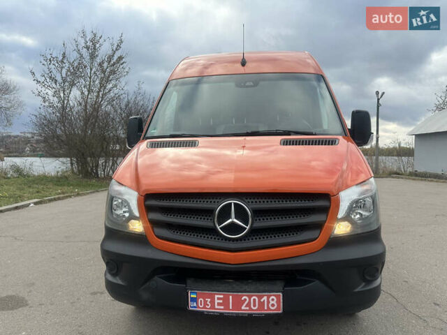 Помаранчевий Мерседес Sprinter, об'ємом двигуна 3 л та пробігом 342 тис. км за 34000 $, фото 4 на Automoto.ua
