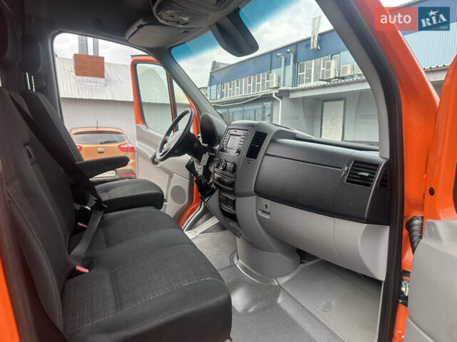 Помаранчевий Мерседес Sprinter, об'ємом двигуна 3 л та пробігом 342 тис. км за 34000 $, фото 13 на Automoto.ua
