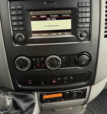 Помаранчевий Мерседес Sprinter, об'ємом двигуна 2.2 л та пробігом 242 тис. км за 28000 $, фото 21 на Automoto.ua