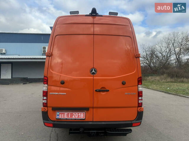 Помаранчевий Мерседес Sprinter, об'ємом двигуна 3 л та пробігом 342 тис. км за 34000 $, фото 9 на Automoto.ua
